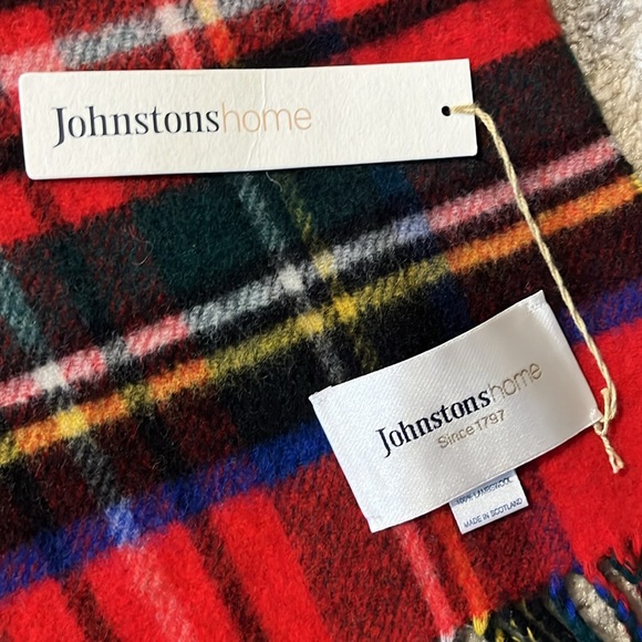 Johnston Home Reversible 100% Lambswool Blanket / Throw New w/Tags - Picture 4 of 13